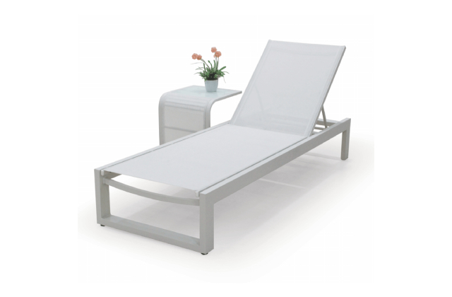 Роль и покупка шезлонга